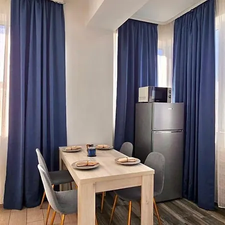 Lejlighed Petrov Penthouse *