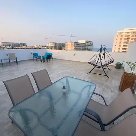 Daire Petrov Penthouse *
