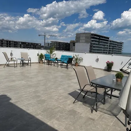 Petrov Penthouse Apartment *