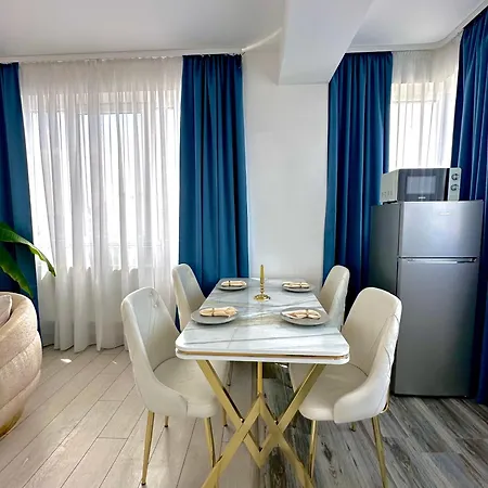 Petrov Penthouse Apartment Navodari